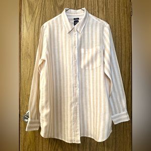 GAP Boyfriend Shirt 100% Linen Size M Stripe